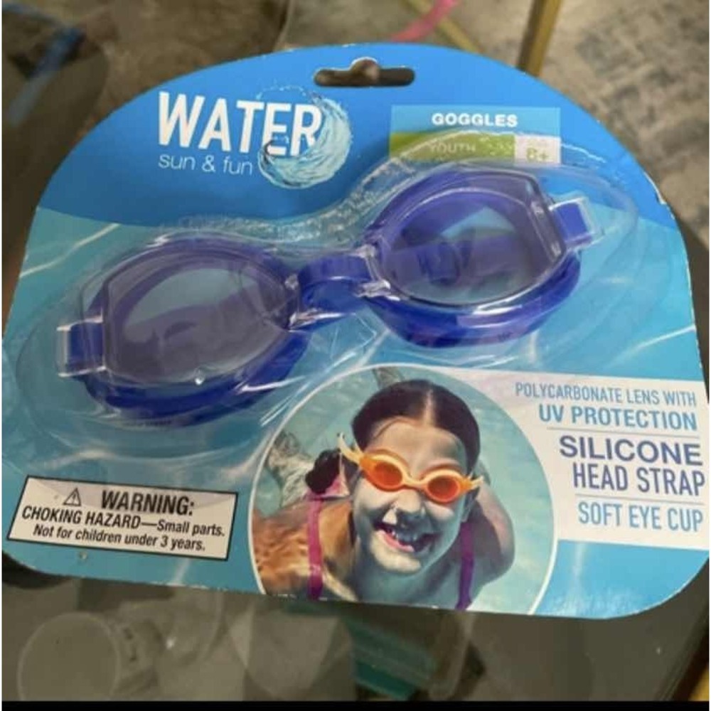 Kids Swim Goggles Youth Mask Anti-Fog UV Protection Adjustable Strap